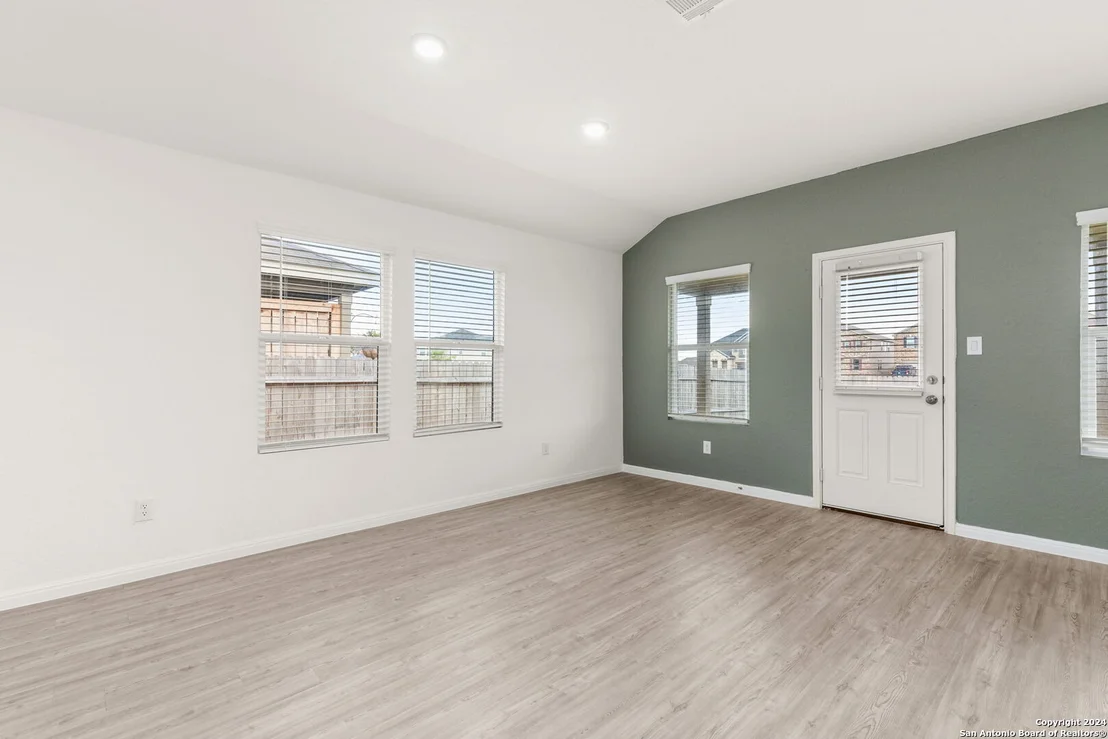Photo of 2732 NUEVA CORDOVA