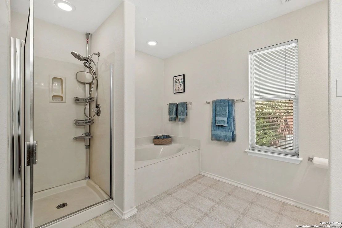 Photo of 21907 Kenton Croft