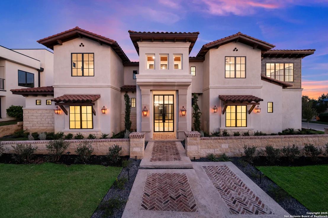 Photo of 7126 Bluff Strand