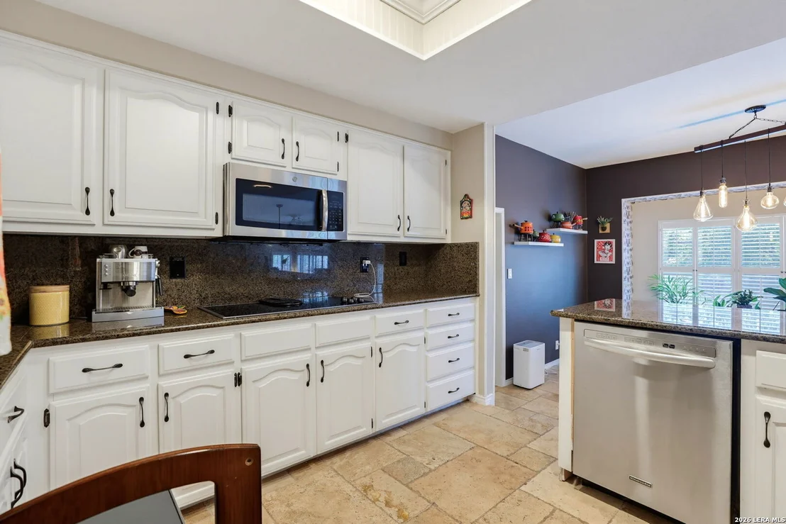 Photo of 15906 MISSION RDG