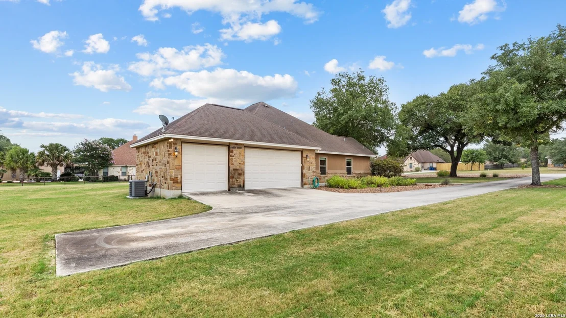 Photo of 192 COPPER RIDGE DR