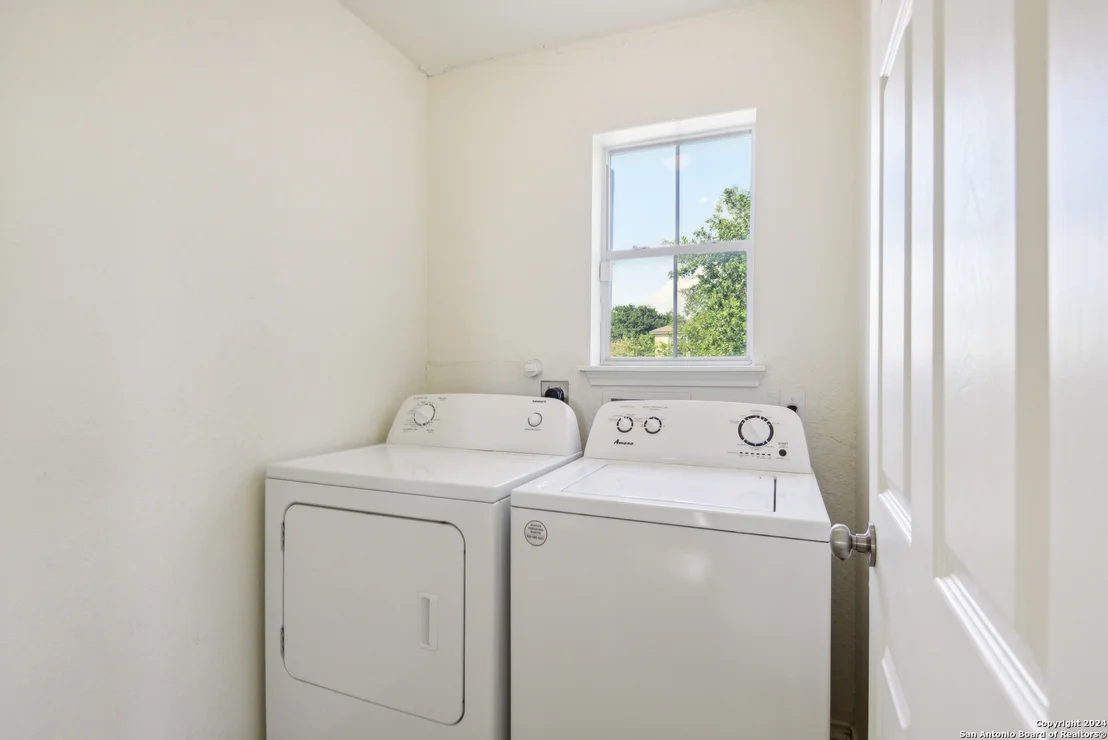 Photo of 684 CHEROKEE BLVD