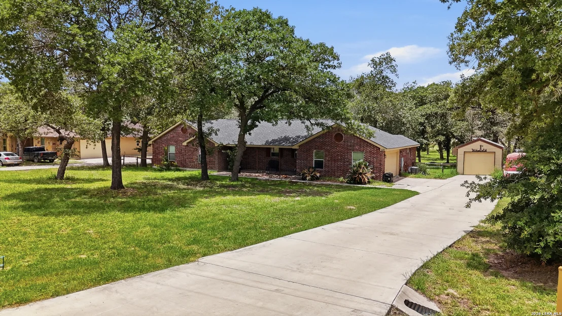 Photo of 521 JACOBS LN