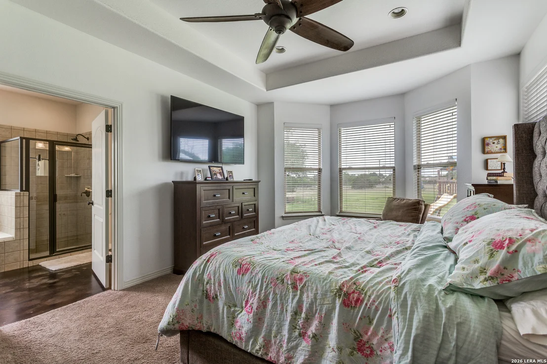 Photo of 106 RIVER MOUNTAIN DR