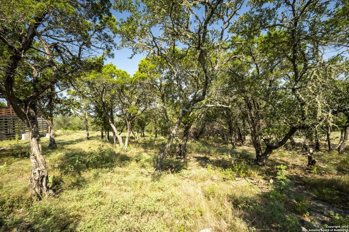 Photo of 2601 Summit Dr