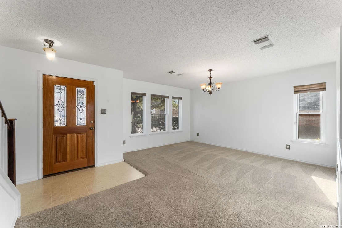 Photo of 1632 Willow Top