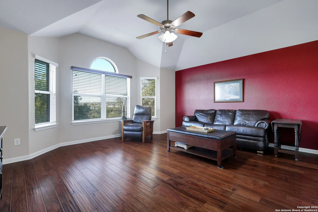Photo of 3607 Sunset Cliff