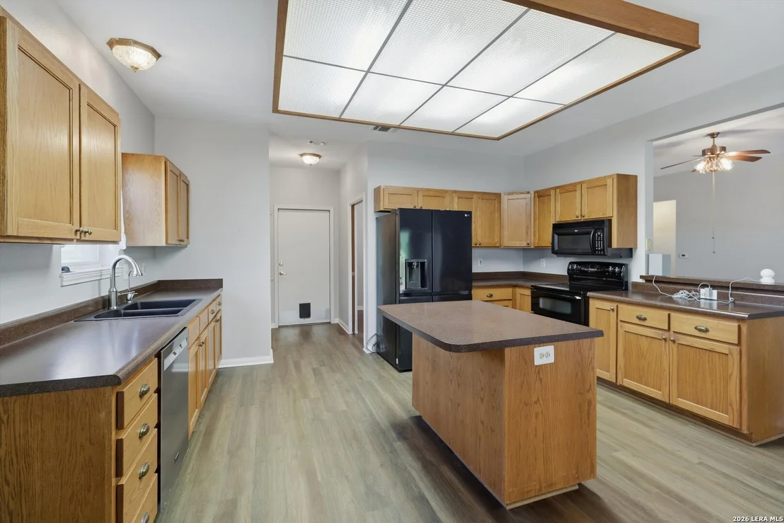 Photo of 7803 Alton Blvd