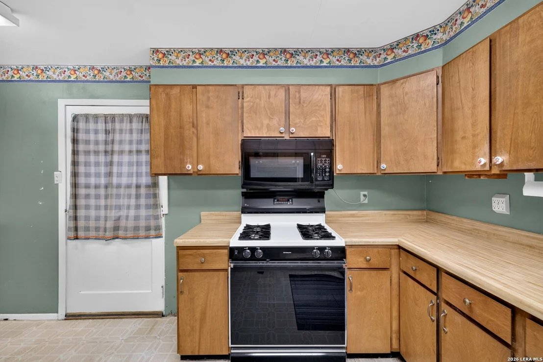Photo of 555 Dawnview