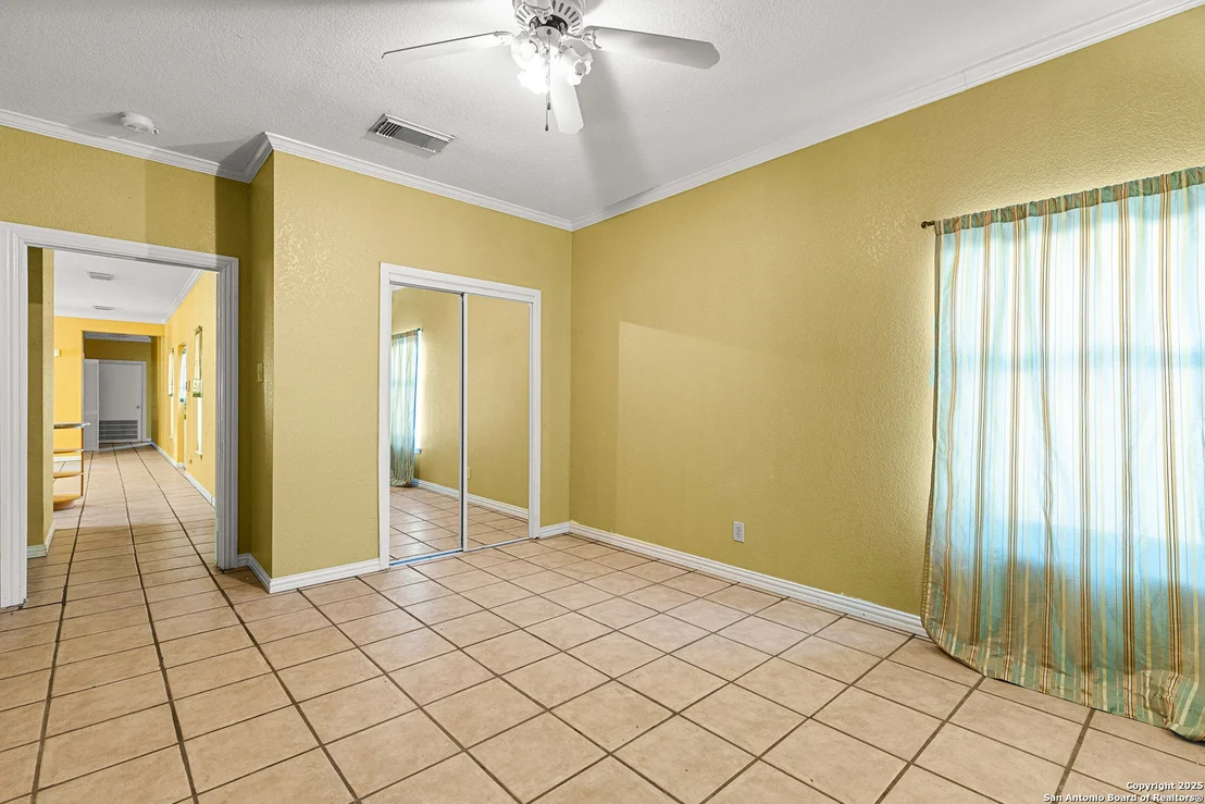 Photo of 819 Evening Shade