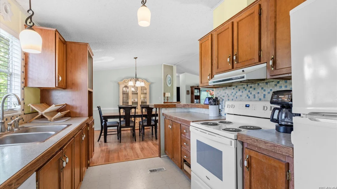 Photo of 164 OAK CV