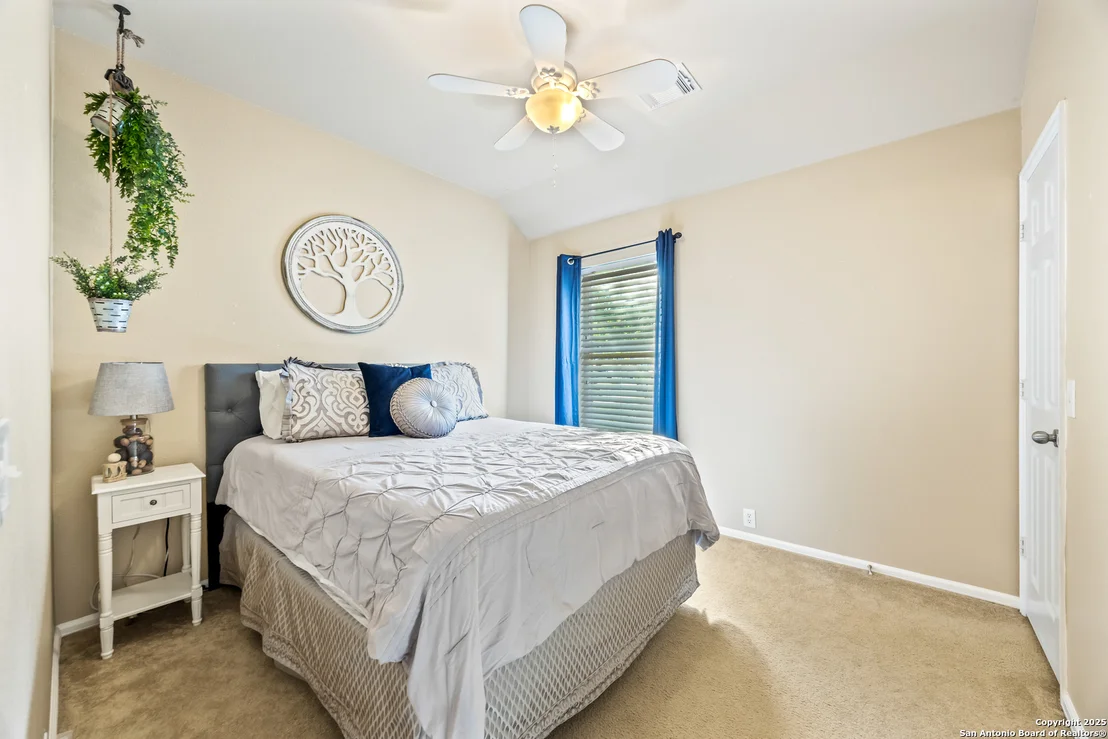 Photo of 124 Brookbend
