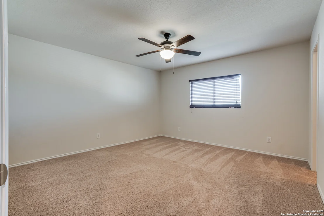 Photo of 8507 Silver Willow