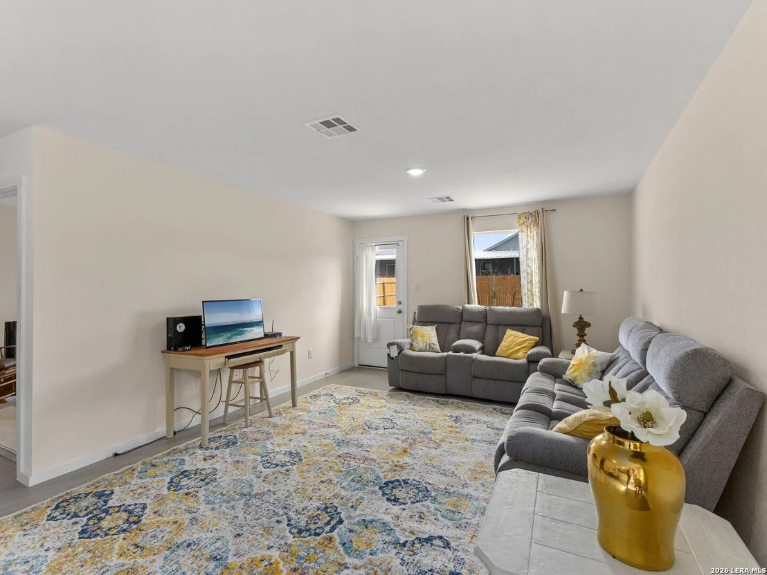 Photo of 11543 Field Briar