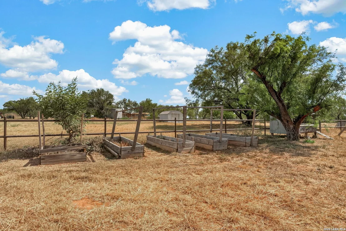 Photo of 5431 STATE HIGHWAY 173 N