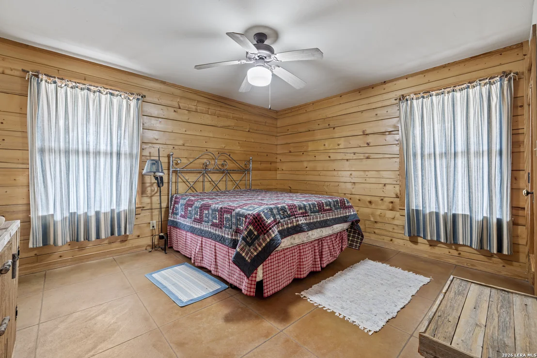 Photo of 957 Cedar Hills