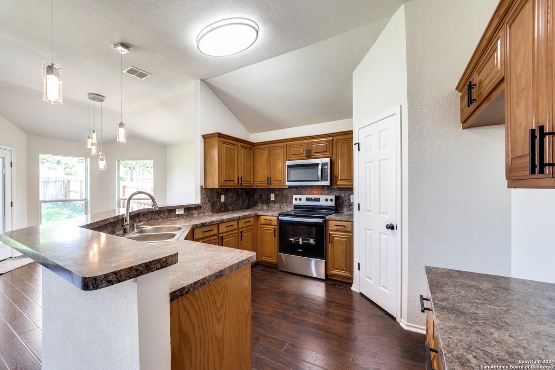 Photo of 9663 EMERALD PLACE