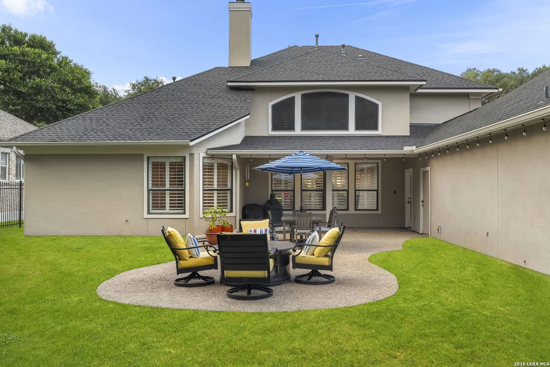 Photo of 2302 BLACKOAK BND