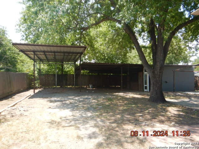Photo of 416 DENVER BLVD