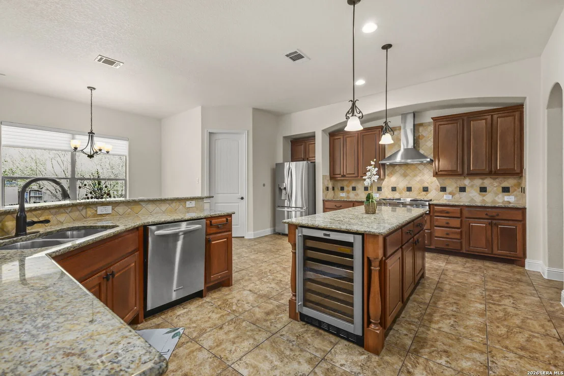 Photo of 1011 Olivia View