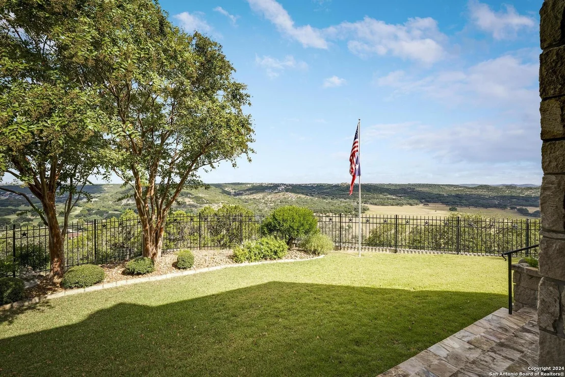 Photo of 442 PARADISE PT