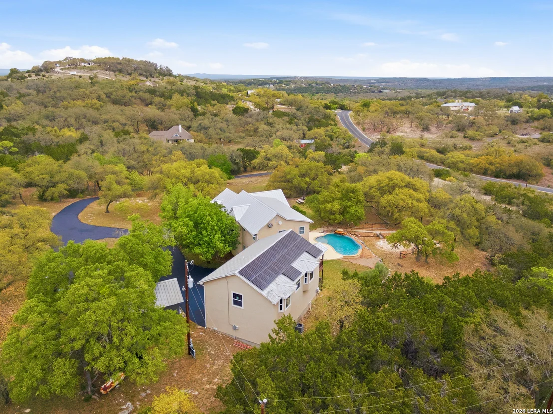 Photo of 752 Taylor Pt