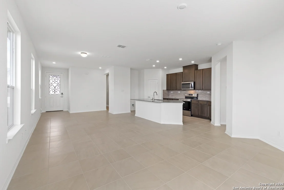 Photo of 405 Panther Way