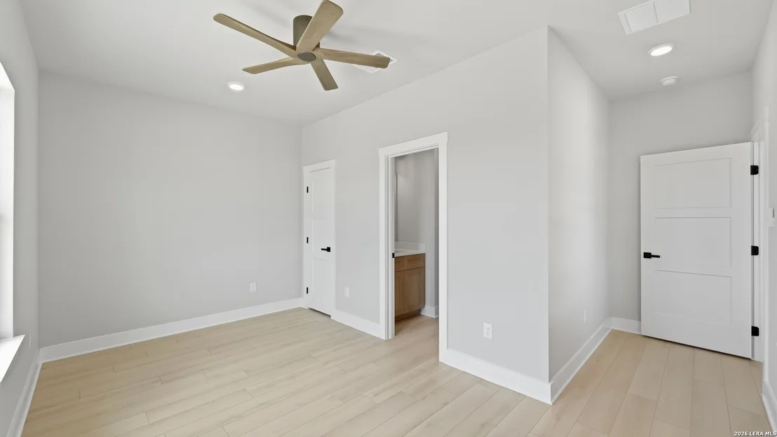Photo of 1361 PRIMROSE PATH