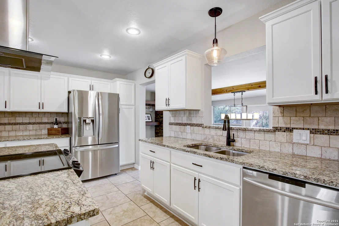 Photo of 327 BURNSIDE DR