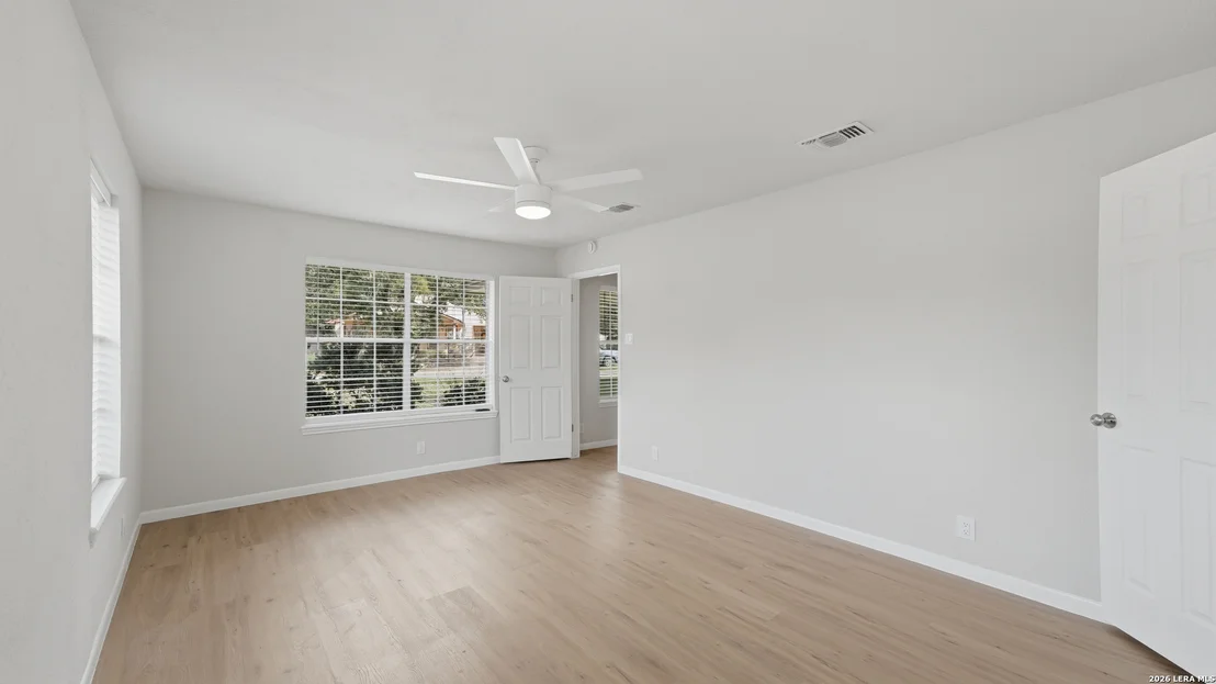 Photo of 52 Persimmon DR
