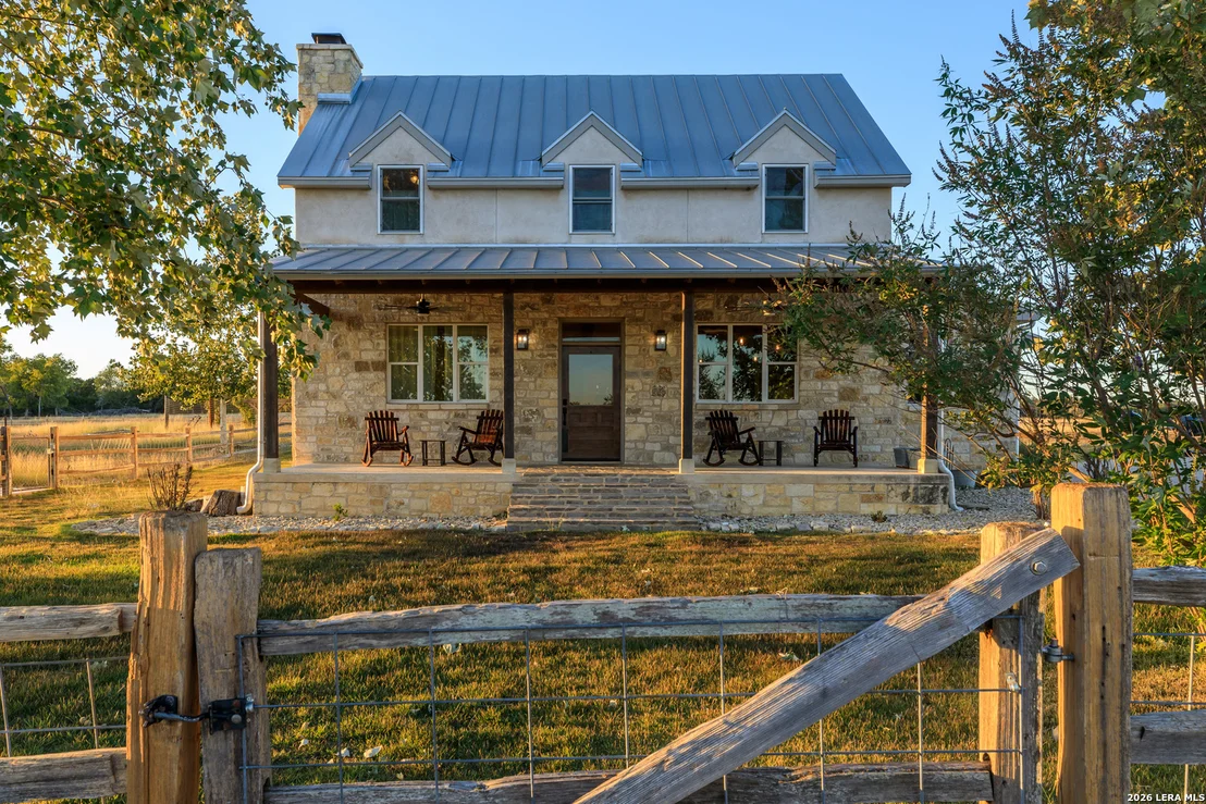 Photo of 237 Twisted Timbers Rd