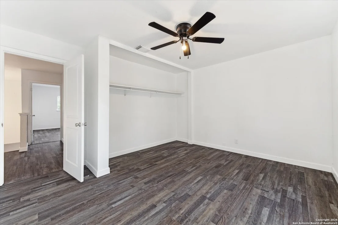 Photo of 7310 Roveen Trail