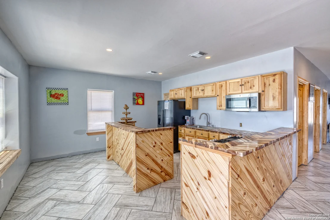Photo of 136 Cardinal Drive