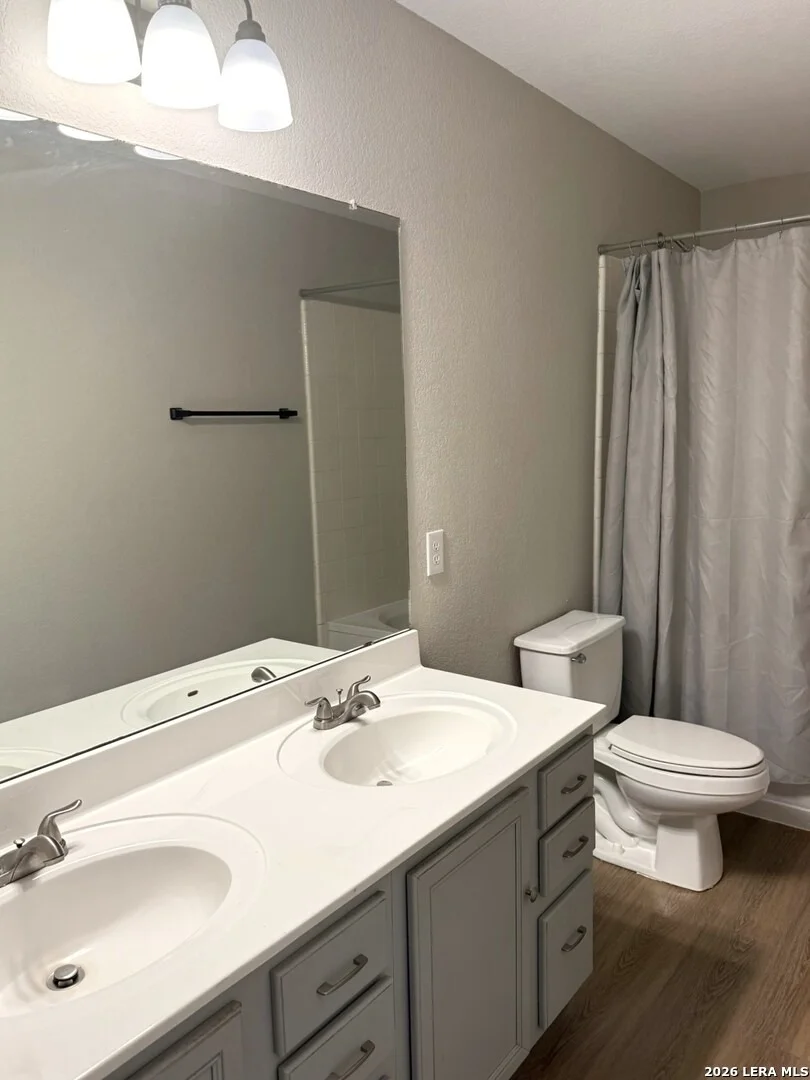 Photo of 608 ROOSEVELT DR