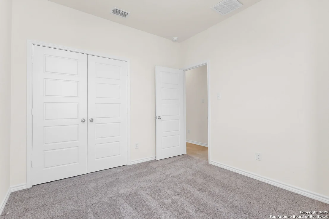 Photo of 4121 WOODSIDE DR