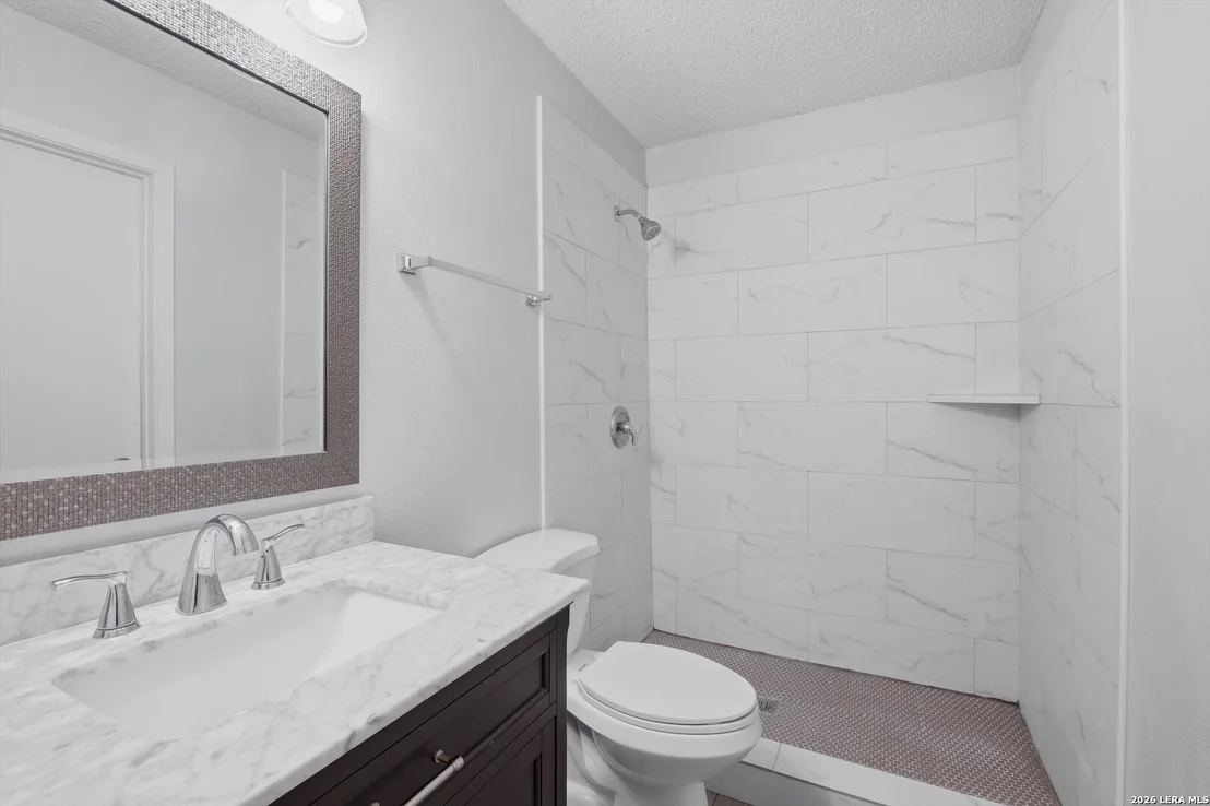 Photo of 9015 Mansfield