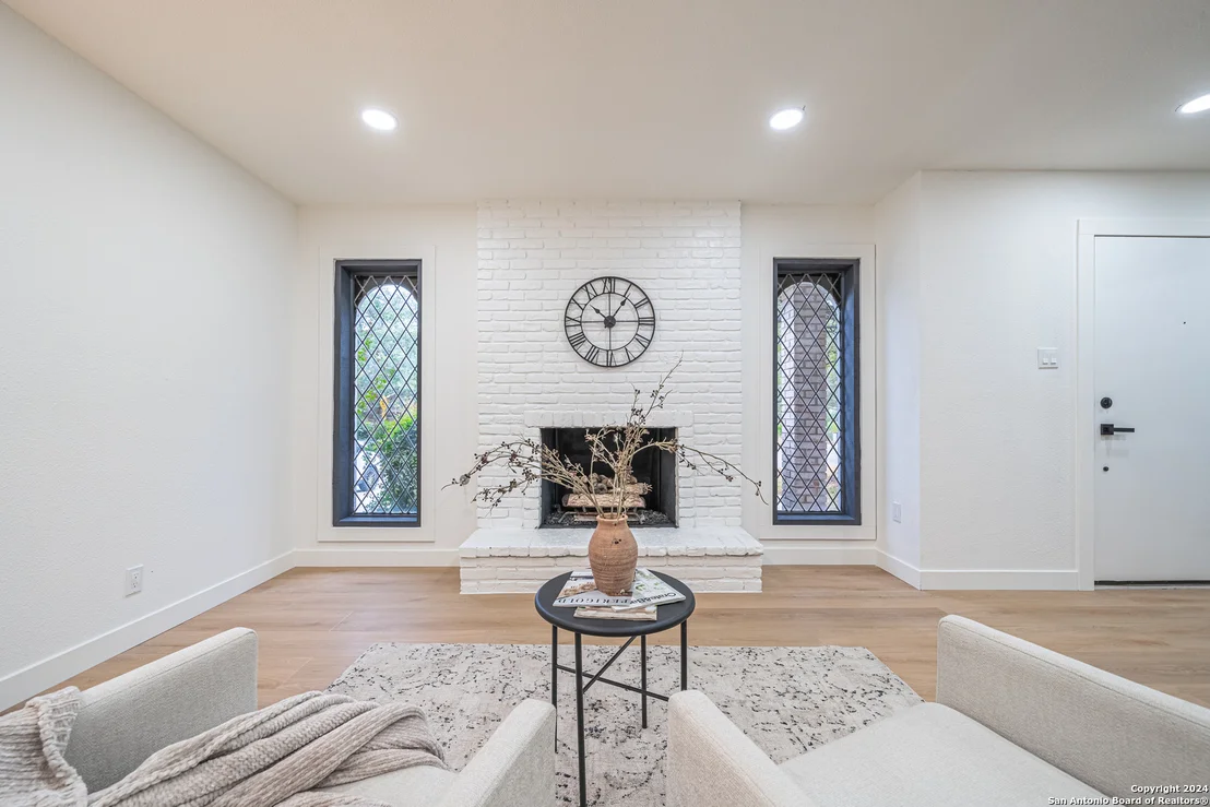 Photo of 3127 COLONY DR