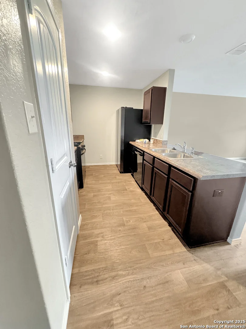 Photo of 8212 Rocky Pebble
