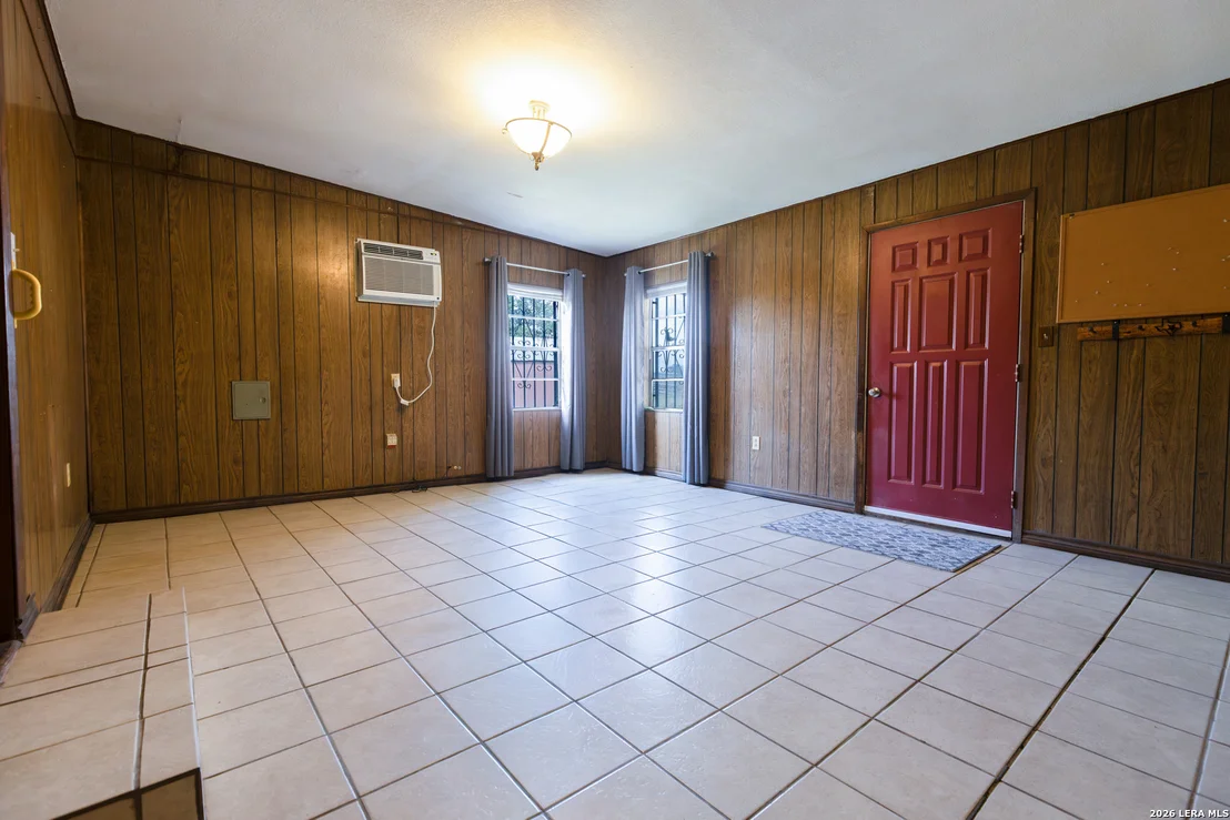 Photo of 11635 BRIGGS RD