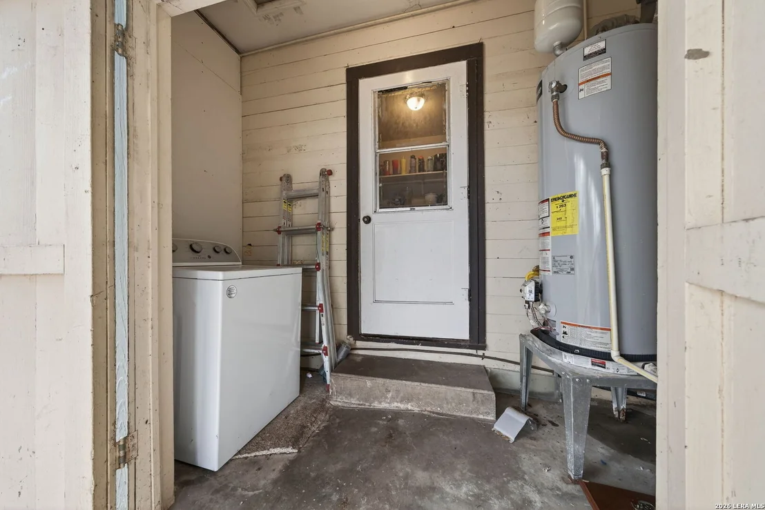 Photo of 303 Winburn Ave