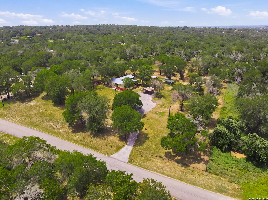 Photo of 1027 Bluebonnet