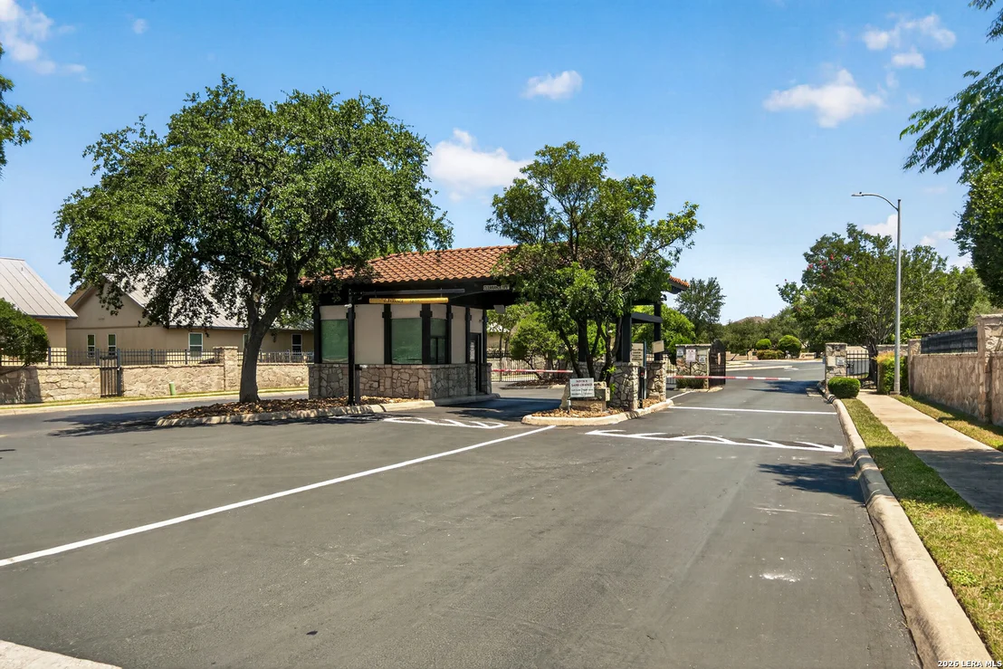 Photo of 239 Garden Hl