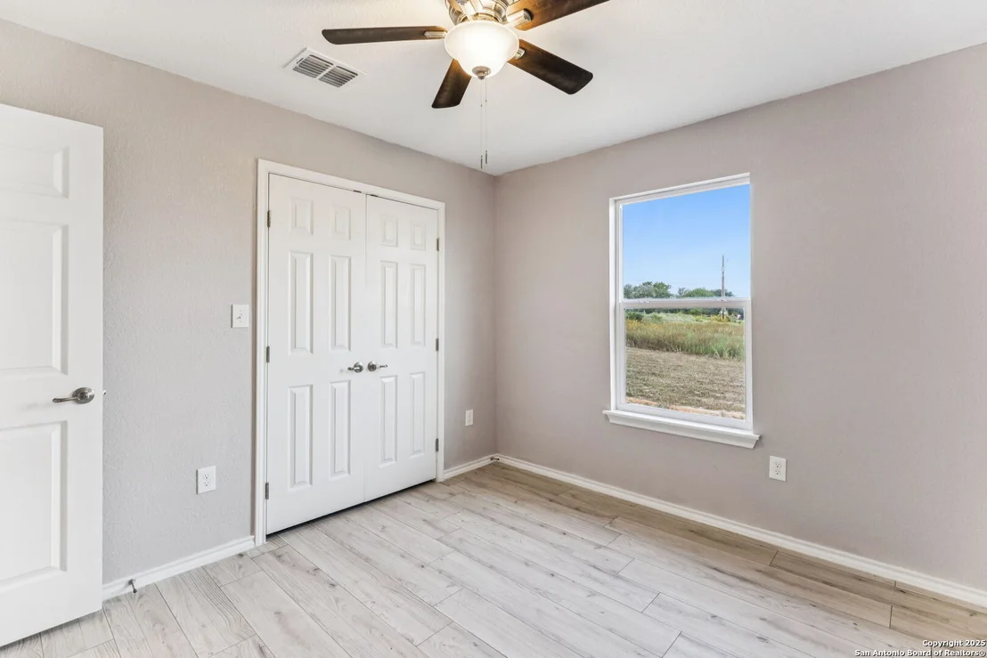 Photo of 112 spring valley