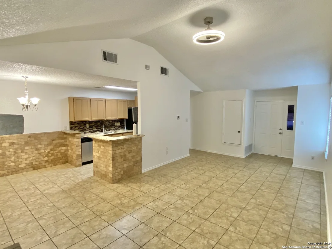 Photo of 5511 SUNUP DR