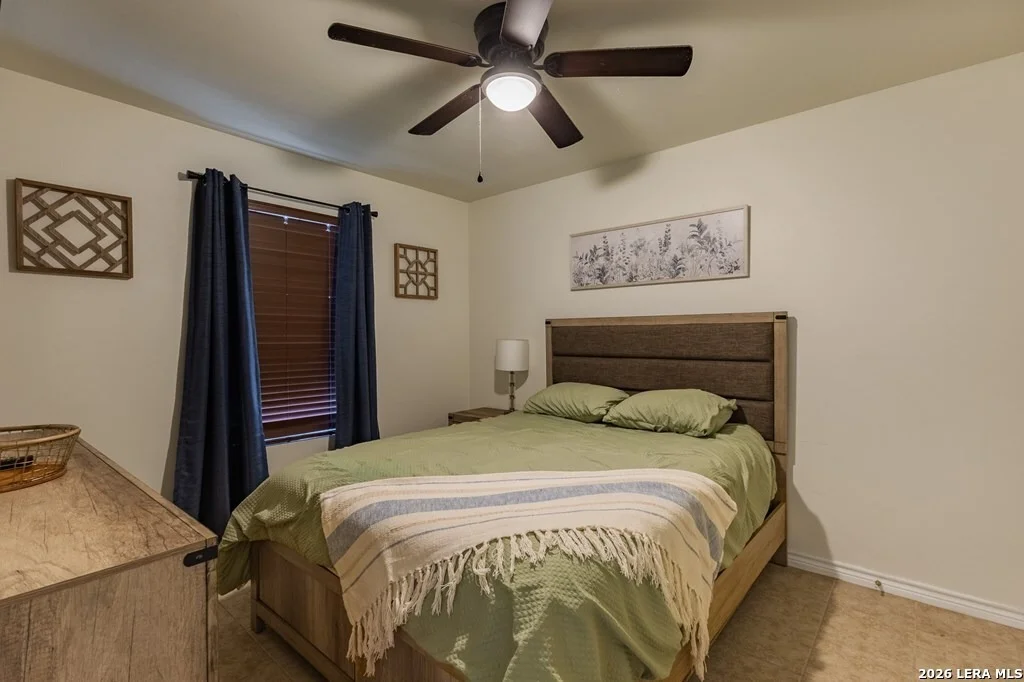 Photo of Unit UNIT4 at 391 Riverside Drive
