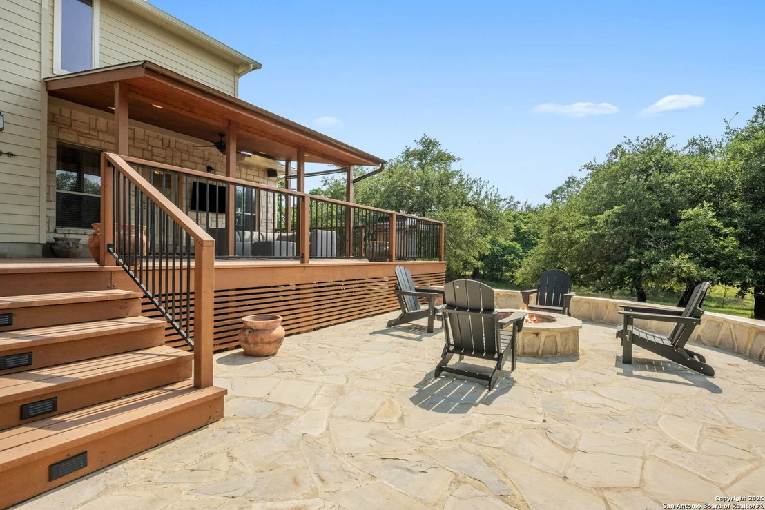 Photo of 102 Kendall View Dr