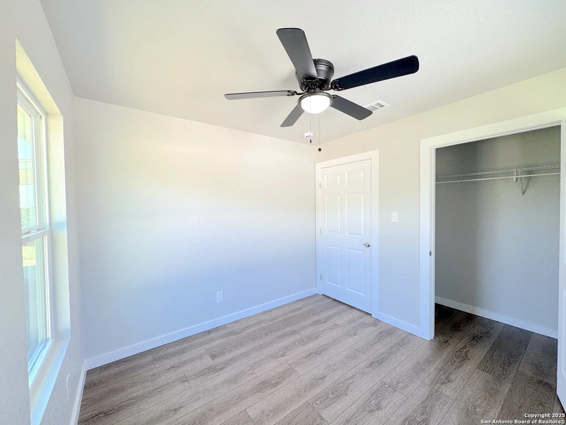Photo of 1135 Southline