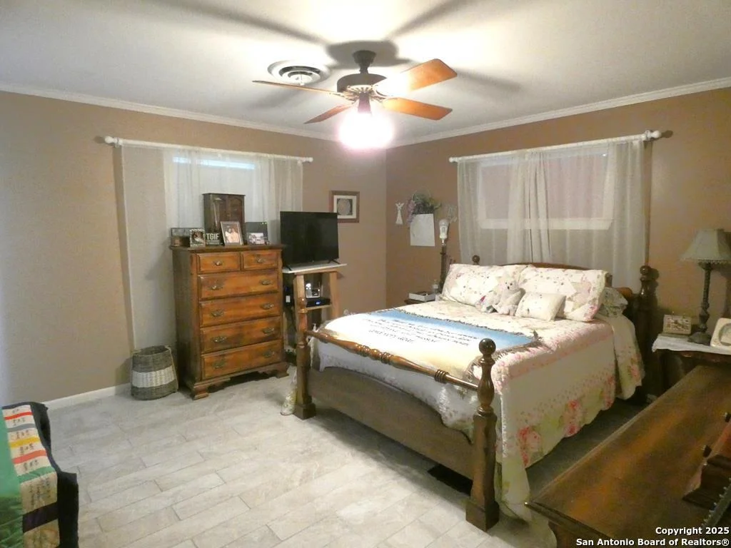 Photo of 1402 Las Palmas