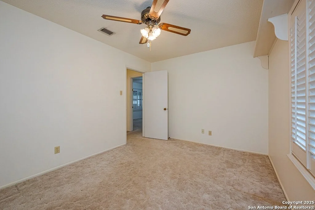 Photo of 23 Encino Loma