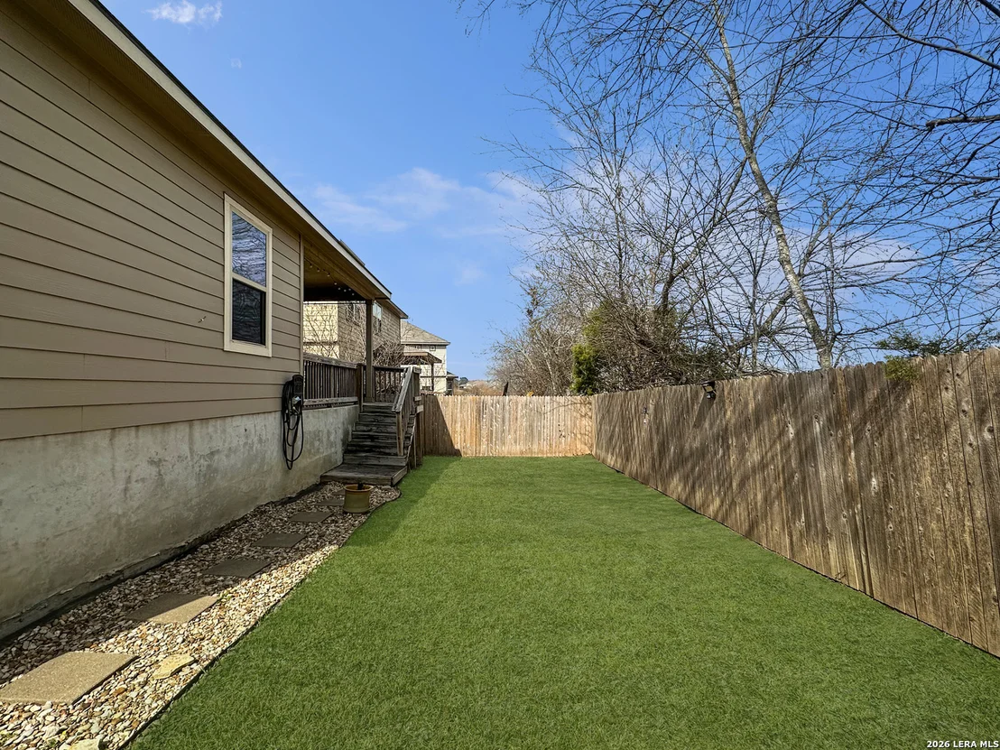 Photo of 851 Noel Forest